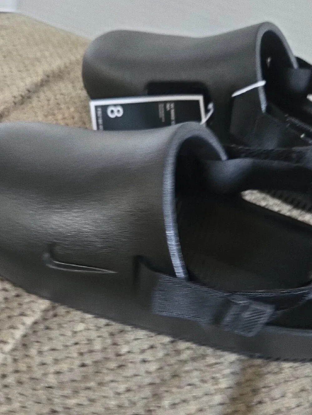Nike Unisex Black Slip-On Clog Sandals with Heel Strap Size 8 Eur 39 Nwt Black - Picture 6 of 12